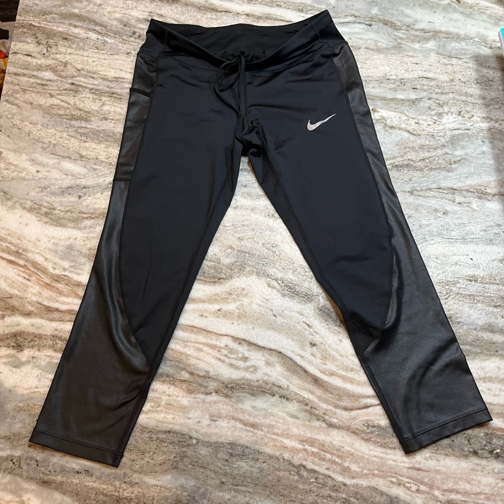 ✨NIKE PRO-FIT LEGGINGS 20.5” Black